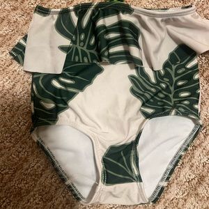 Palm Peplum high waisted bottoms size 2